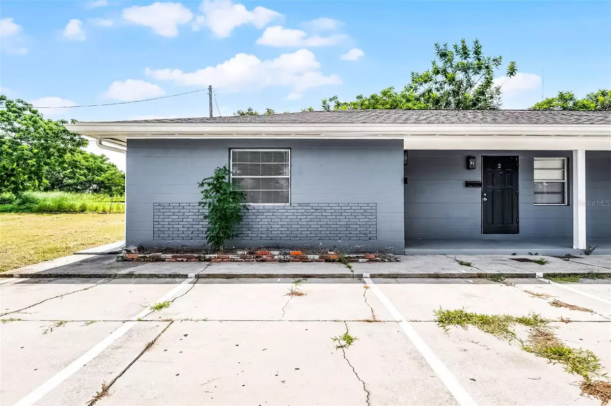 Haines City, FL 33844,907 CENTER AVE #1