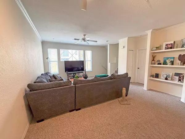 Maitland, FL 32751,1817 SHADOW VIEW CIR #1817