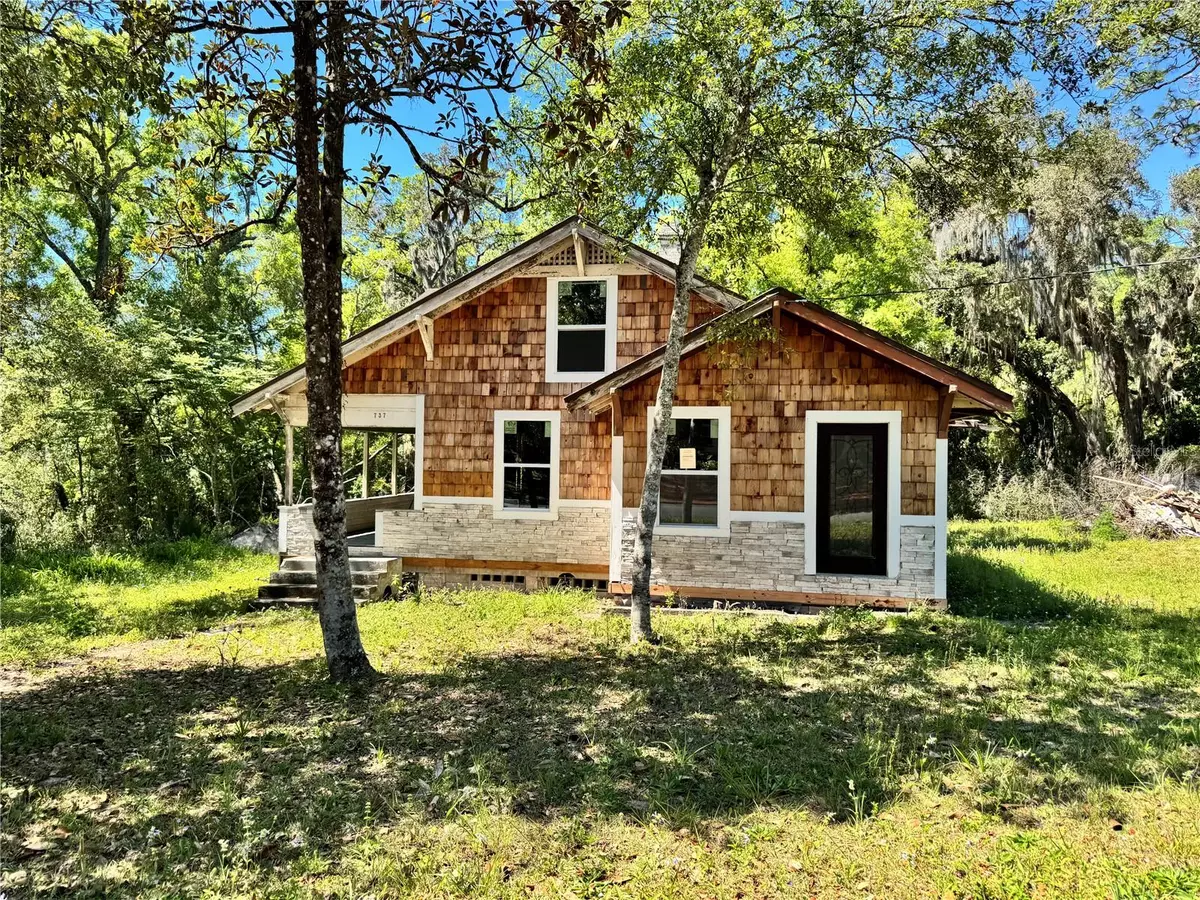 Deland, FL 32724,737 E INDIANA AVE