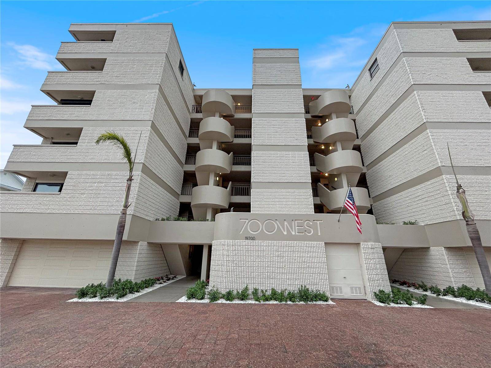 19700 GULF BLVD #204, Indian Shores, FL 33785
