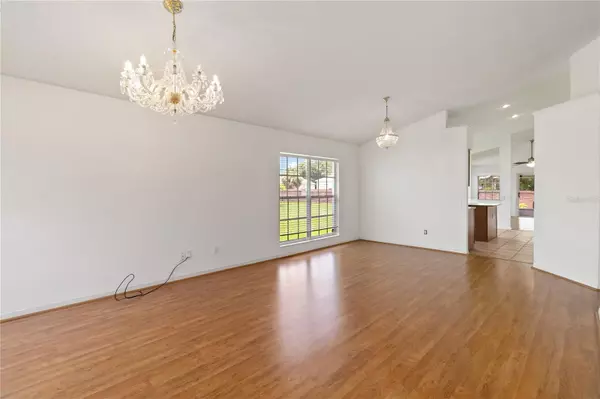 Orlando, FL 32817,10828 CHERRY OAK CIR