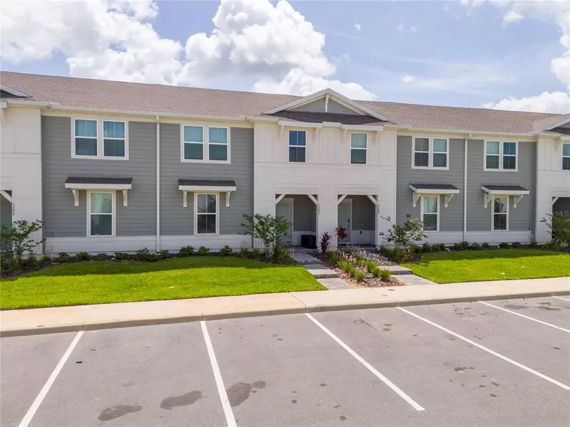 1292 BLUE ISLAND DR, Clermont, FL 34714