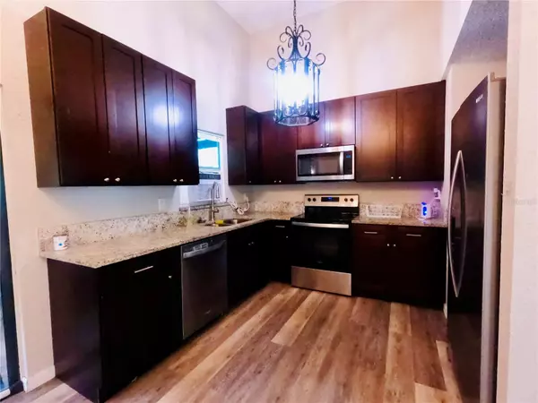 Orange City, FL 32763,219 E FERN DR