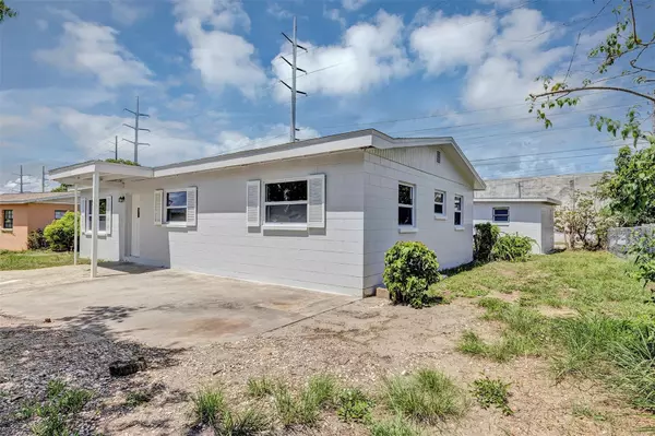 Lake Wales, FL 33853,603 CARVER DR