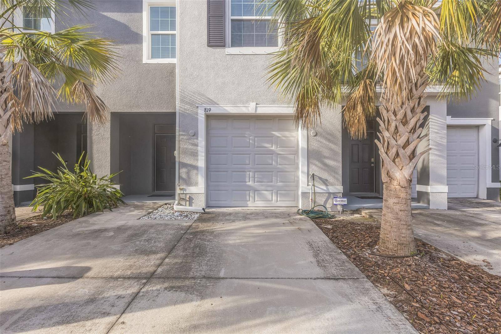 Brandon, FL 33511,819 LUCENT SANDS CT