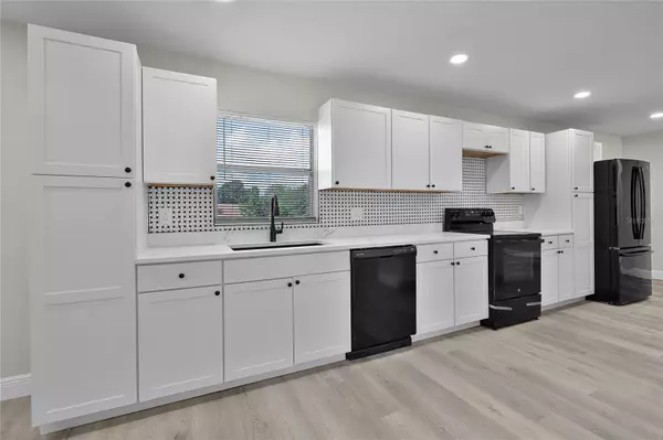 Lakeland, FL 33805,1011 W 13TH ST