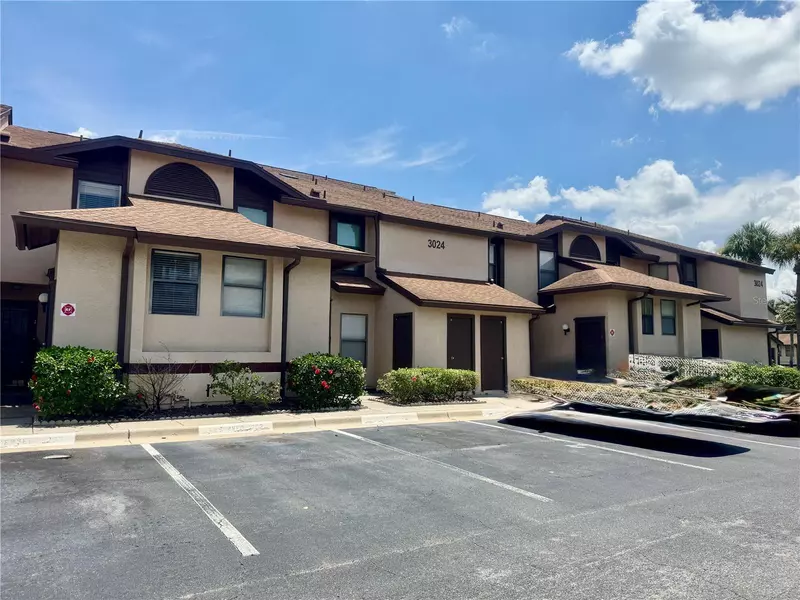 3024 S SEMORAN BLVD #7, Orlando, FL 32822