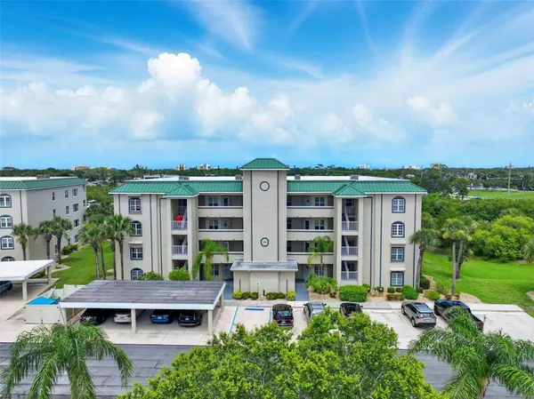 426 BOUCHELLE DR #202, New Smyrna Beach, FL 32169