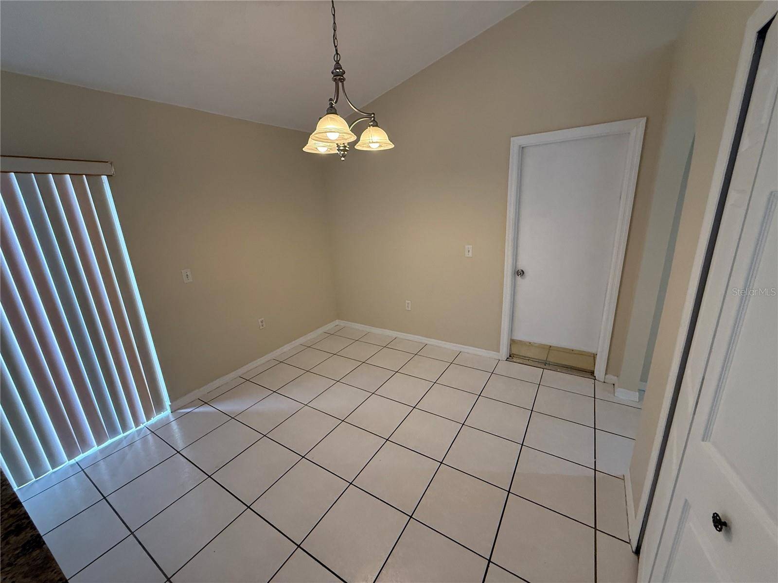Orlando, FL 32825,8101 GOLDEN CHICKASAW CIR