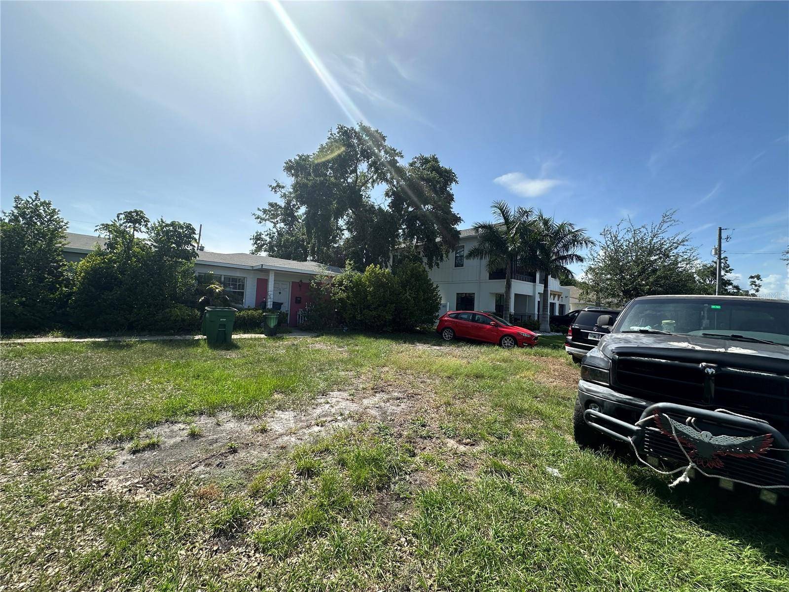 1009 S CLARK AVE, Tampa, FL 33629