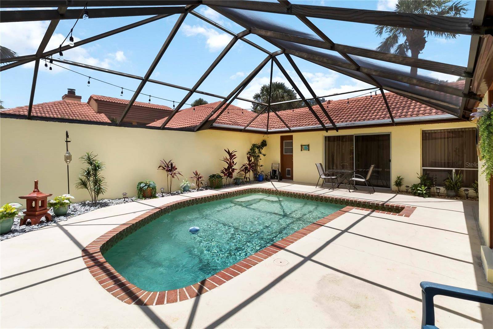 Orlando, FL 32808,5057 MAUI CIR #15
