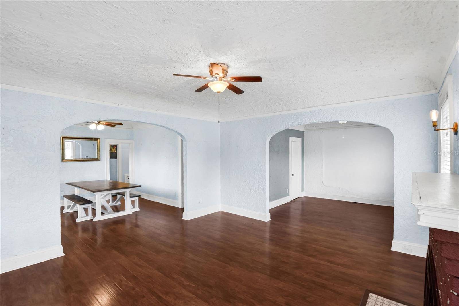 Eustis, FL 32726,623 S CENTER ST