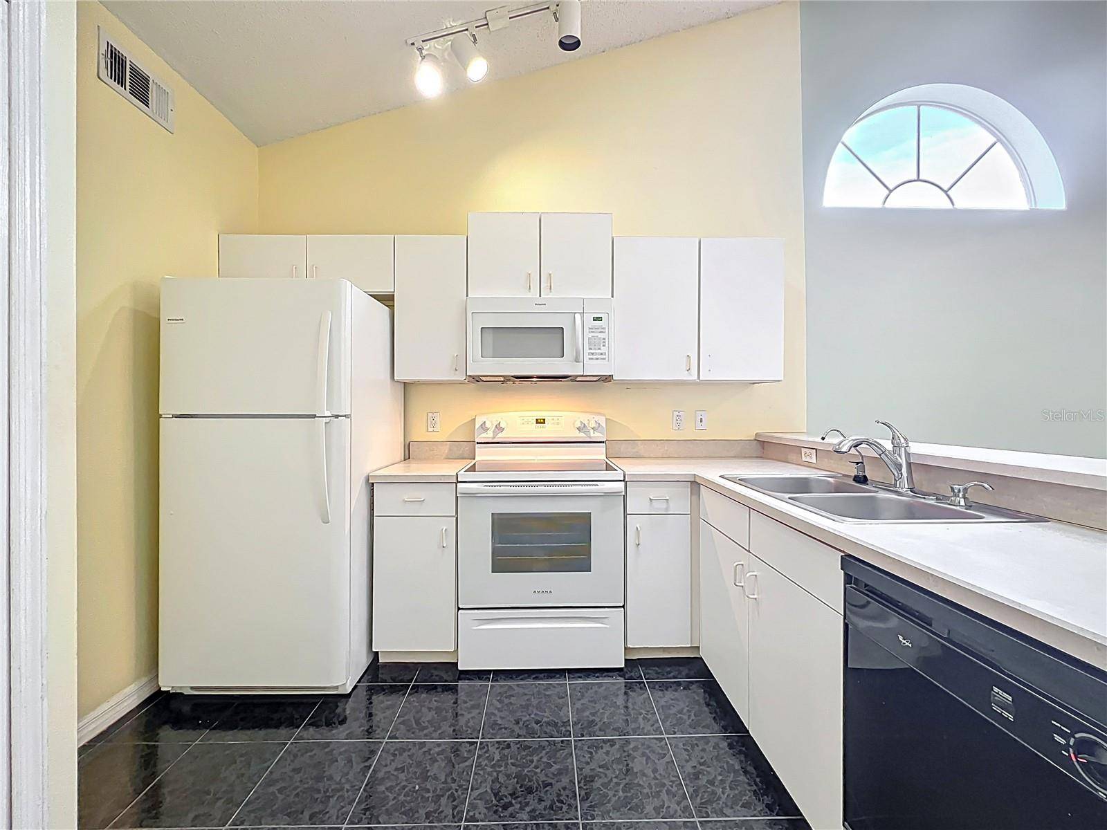 Apopka, FL 32703,1751 CHATHAM CIR