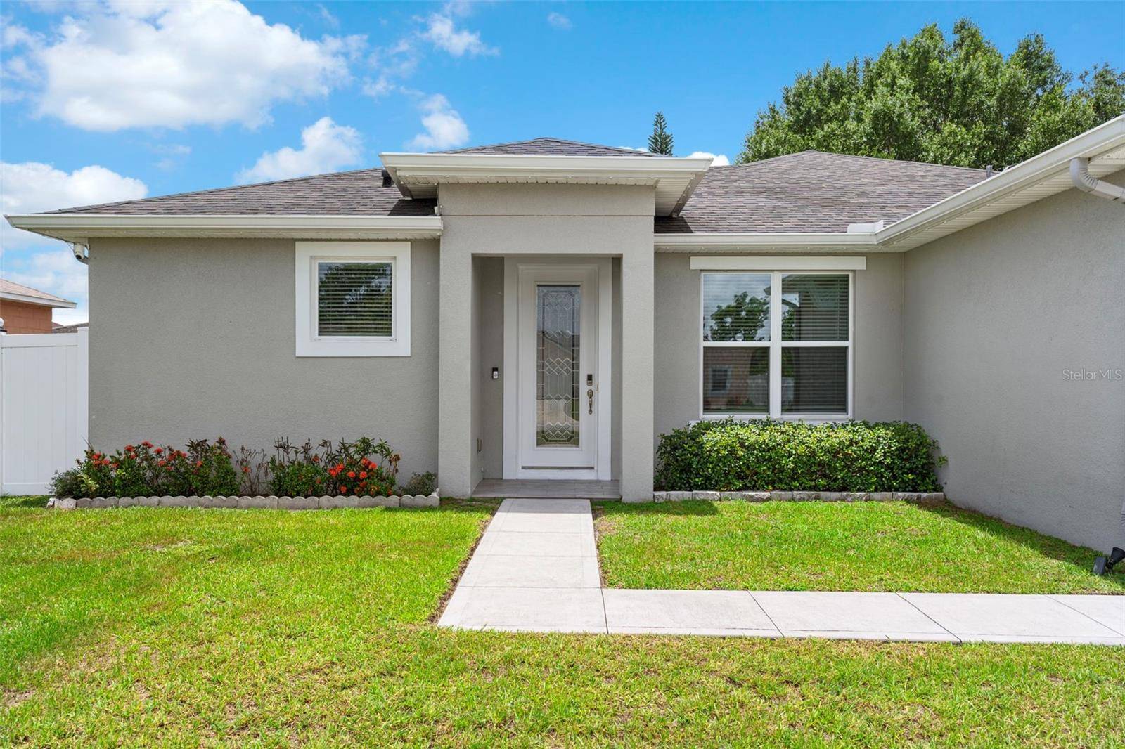 Poinciana, FL 34759,308 CLEARWATER LN