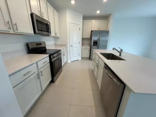 Kissimmee, FL 34758,5686 PORTICO PL