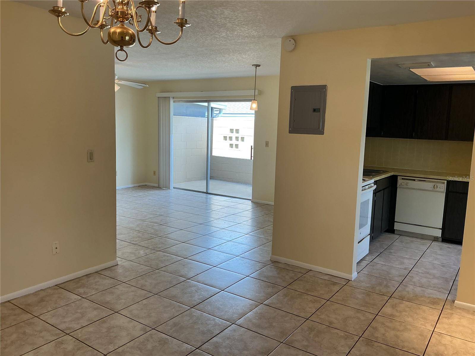 Casselberry, FL 32707,228 EVEREST PT #108