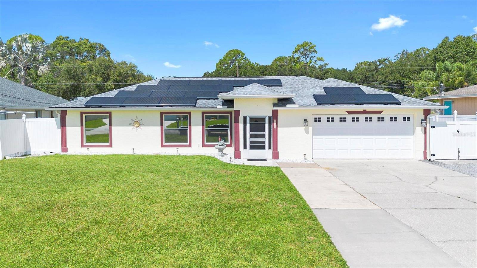 Edgewater, FL 32141,2820 TAMARIND DR