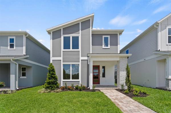 2046 EDUCATION ST, St Cloud, FL 34771