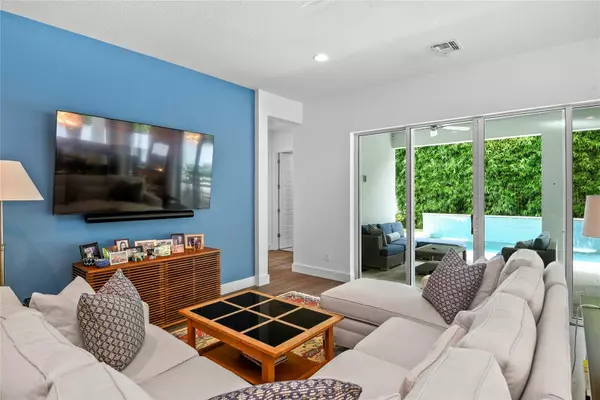Winter Park, FL 32789,617 WORTHINGTON DR