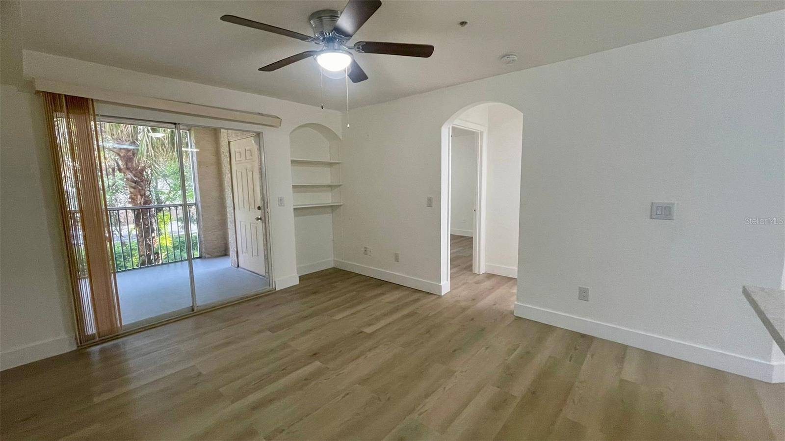 Altamonte Springs, FL 32714,826 CAMARGO WAY #208