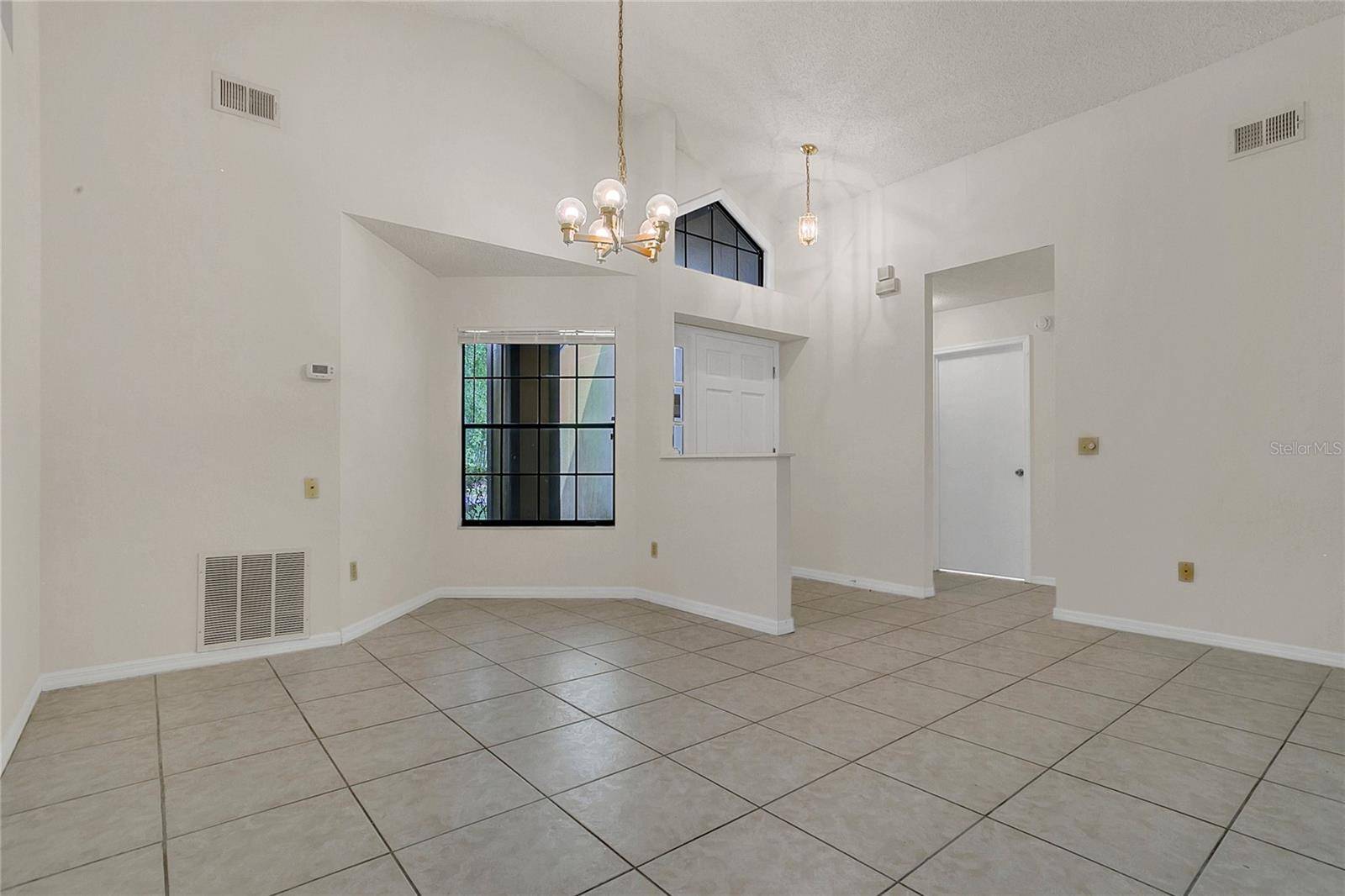 Apopka, FL 32703,1806 WATERBEACH CT