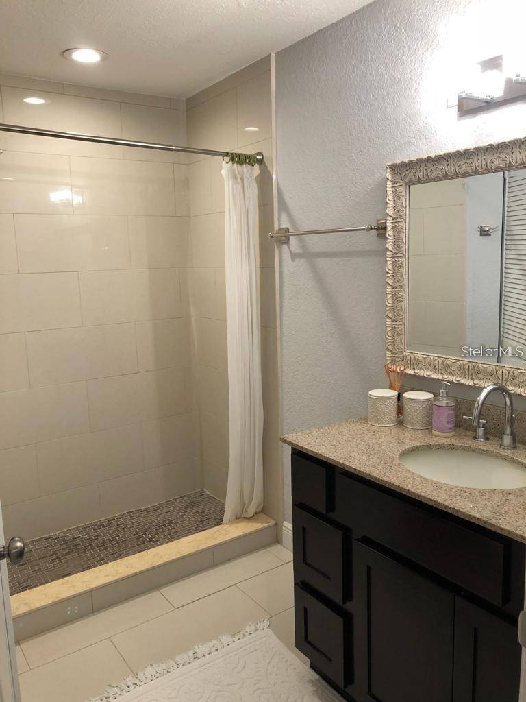 Orlando, FL 32835,6352 RALEIGH ST #1413