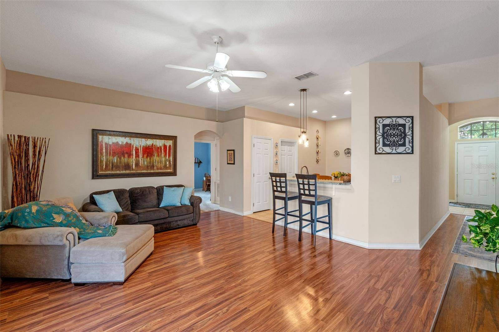 Oviedo, FL 32765,5226 SMOKEY WATER LN