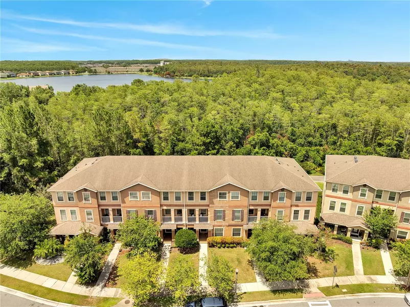 9997 TOWN LAKE DR, Orlando, FL 32832