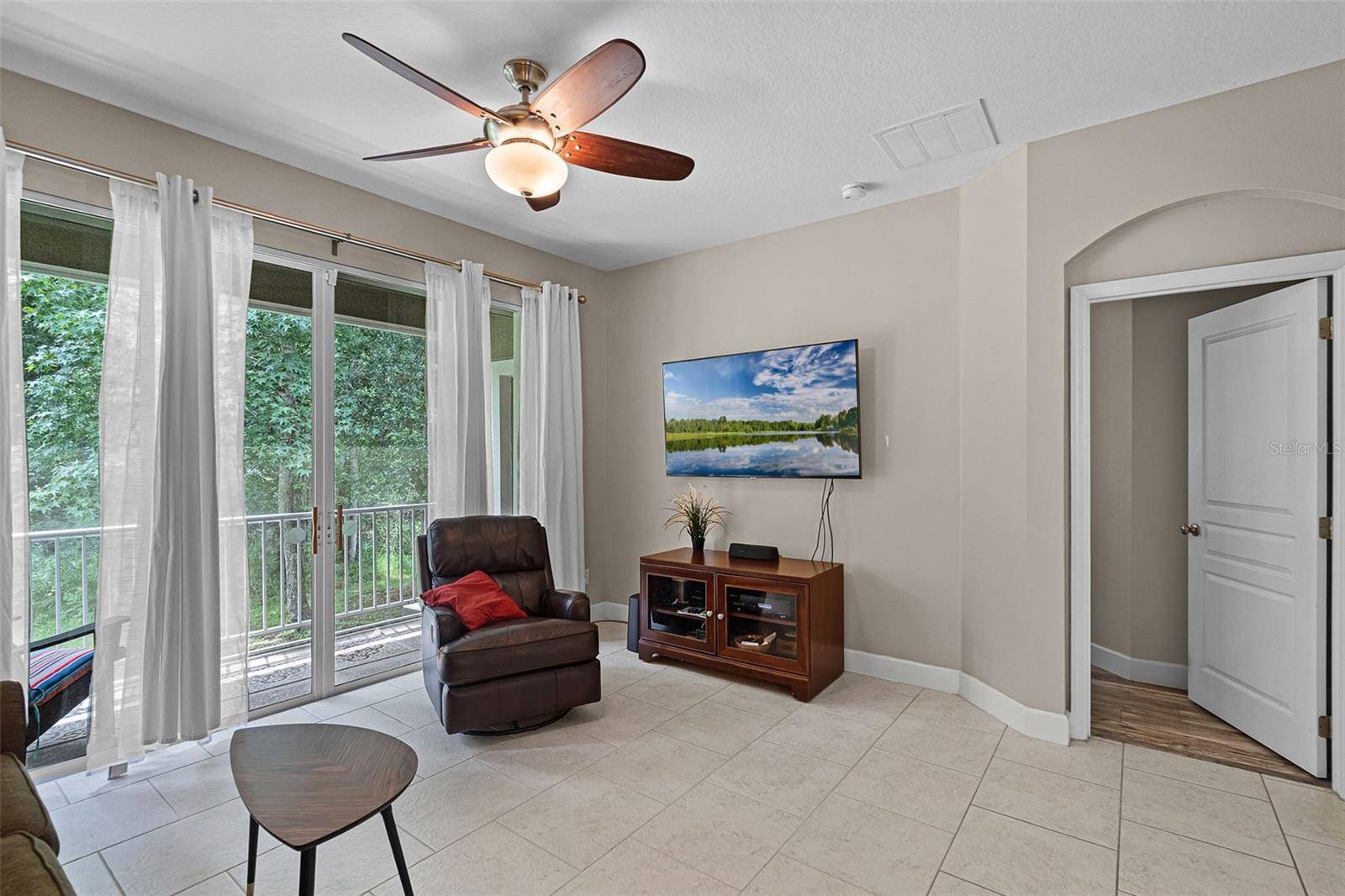 Oviedo, FL 32765,529 EVENING SKY DR
