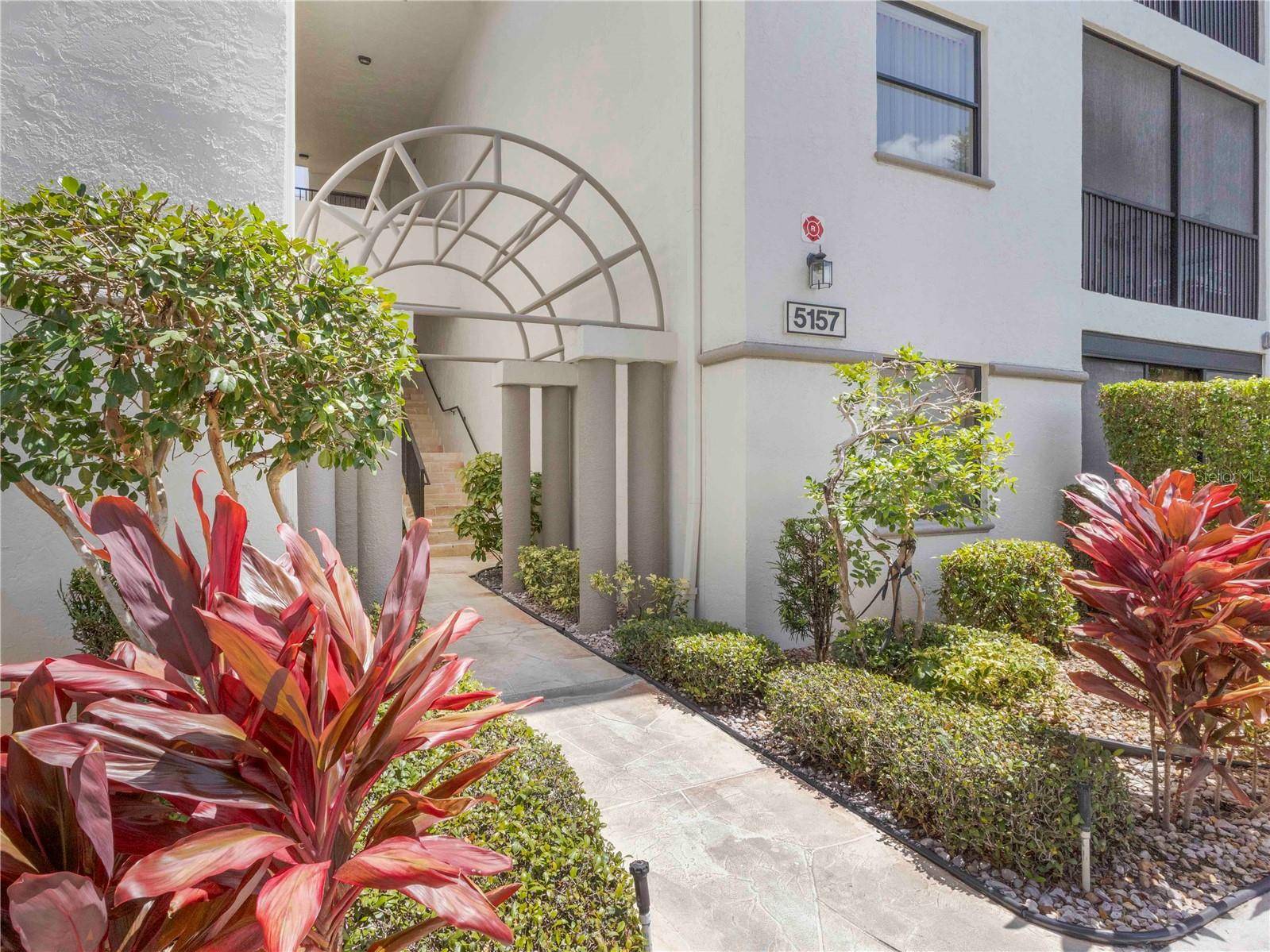 Boynton Beach, FL 33437,5157 FLORIA WAY #J