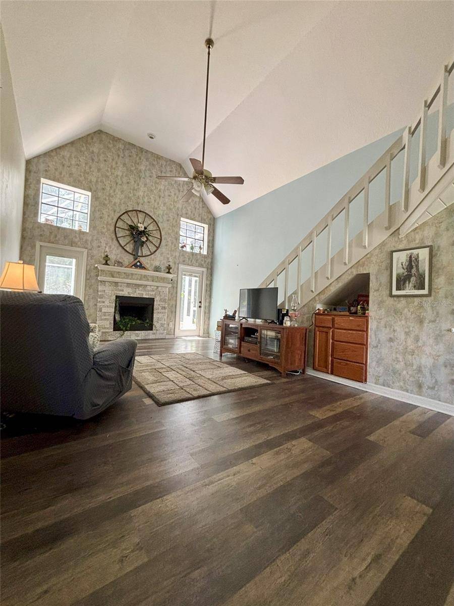 Oviedo, FL 32765,660 NEILE CT