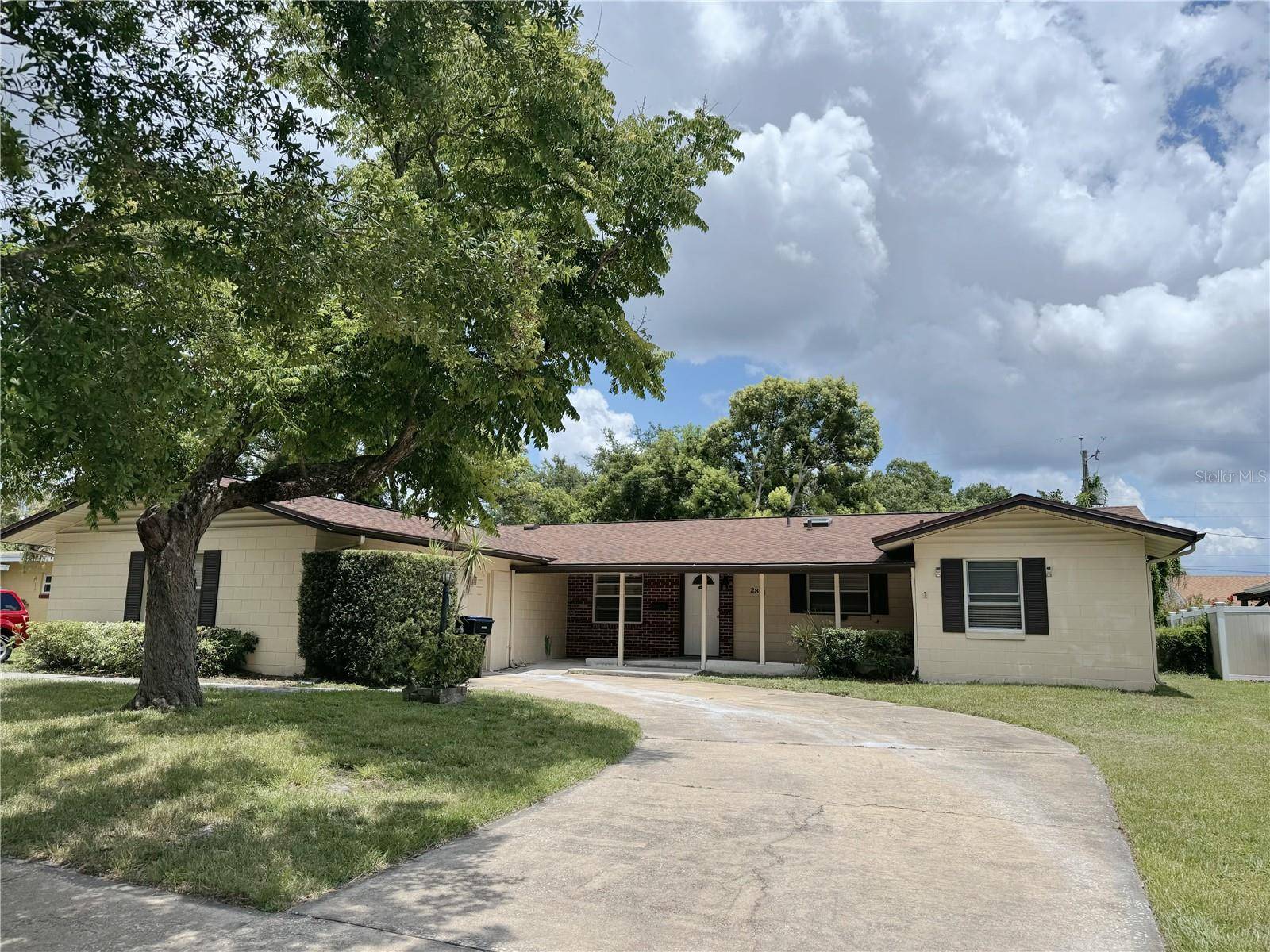 Winter Park, FL 32792,2831 LION HEART RD ##1