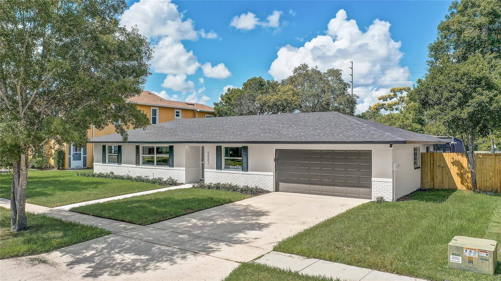 5882 MARLBERRY DR, Orlando, FL 32819