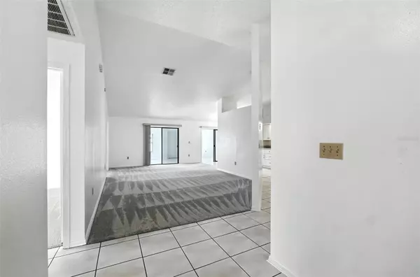 Kissimmee, FL 34758,22 BRADFORD CT