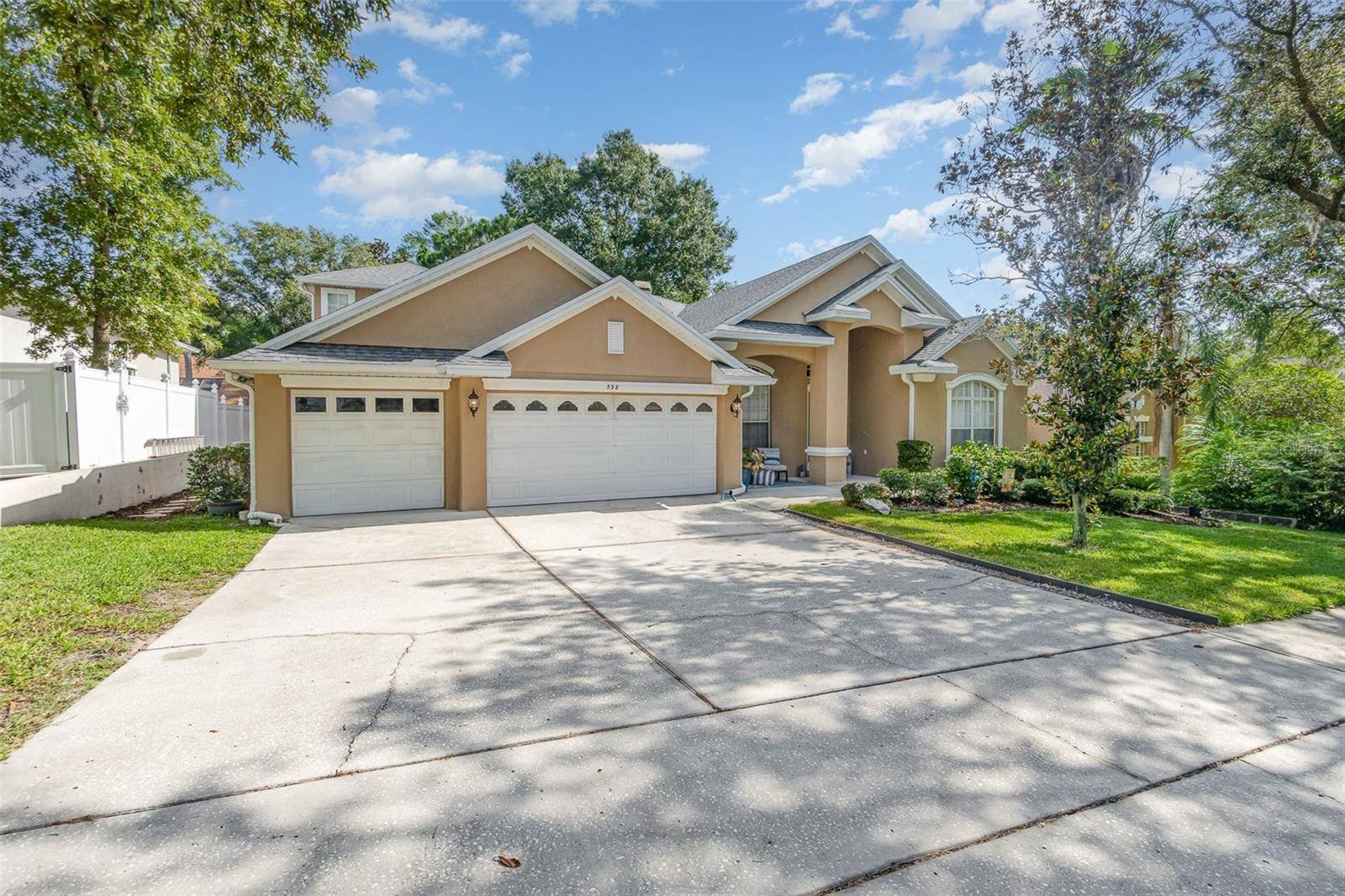 Apopka, FL 32712,538 MAJESTIC OAK DR