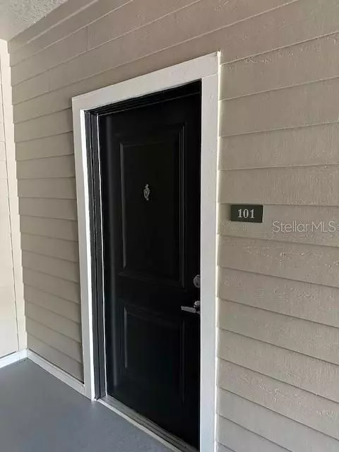 Mount Dora, FL 32757,2285 WATERFALL CT #5-101