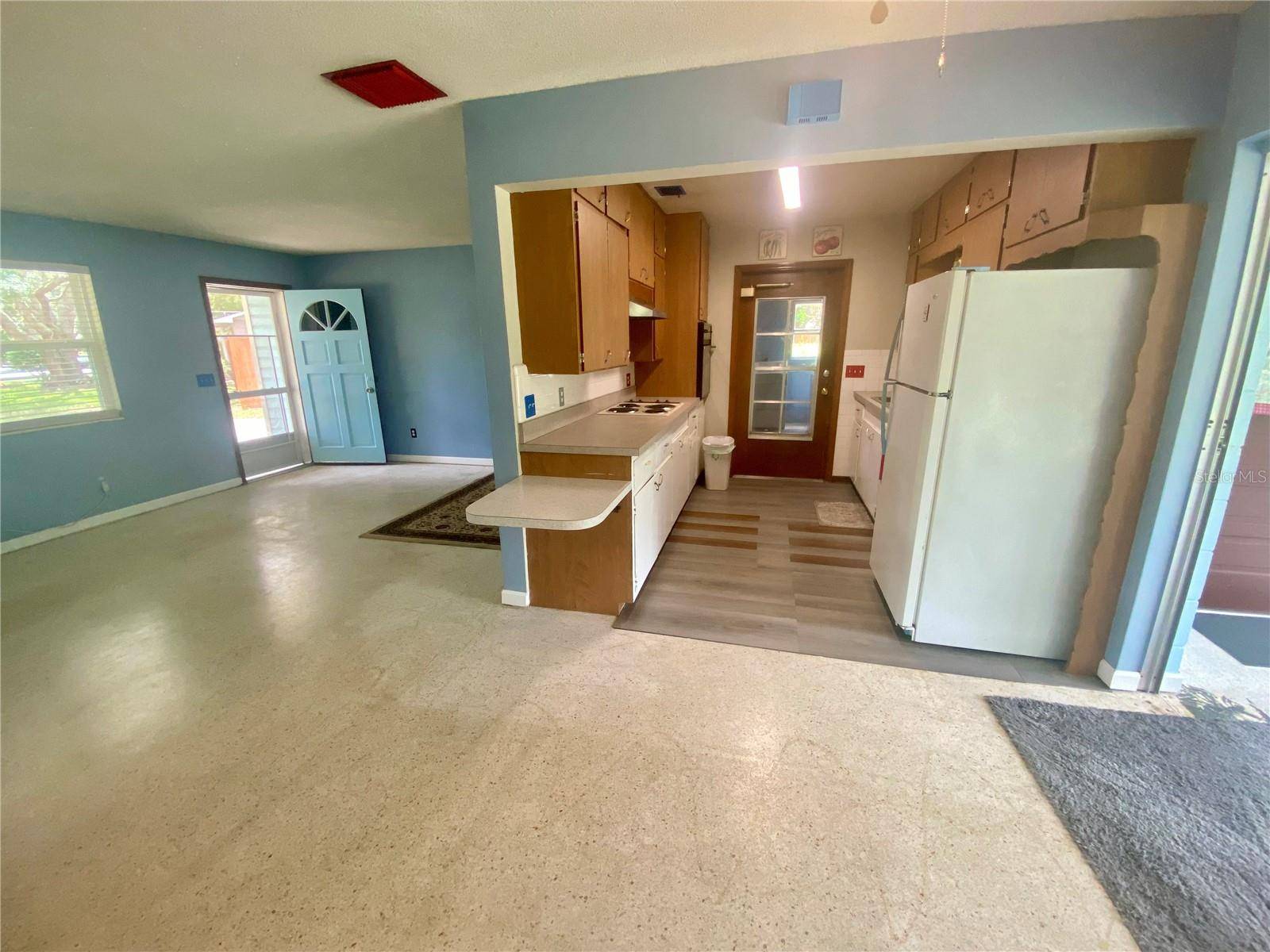 Mount Dora, FL 32757,3695 DALE CT
