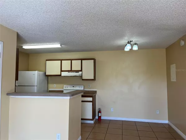 Kissimmee, FL 34741,2131 CASCADES BLVD #203