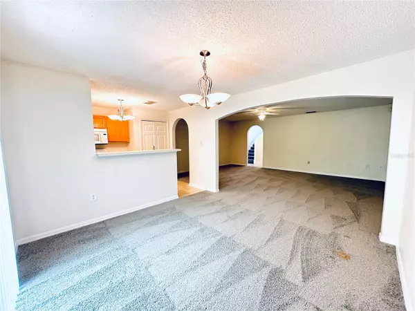 Tampa, FL 33610,4605 ASHBURN SQUARE DR