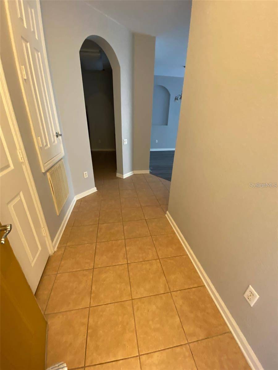 Orlando, FL 32835,3314 ROBERT TRENT JONES DR #203