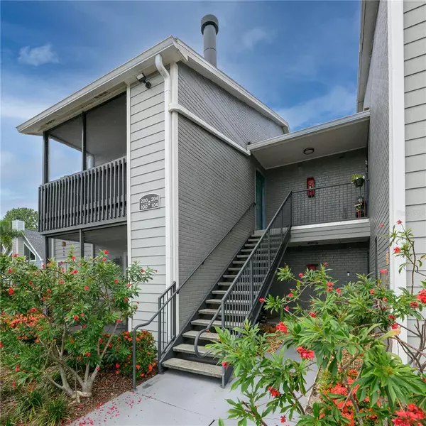 Casselberry, FL 32707,3700 IDLEBROOK CIR #200