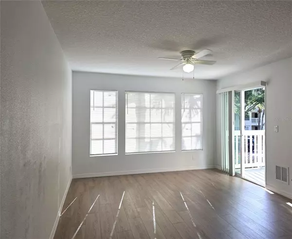 Orlando, FL 32835,1091 S HIAWASSEE RD #223
