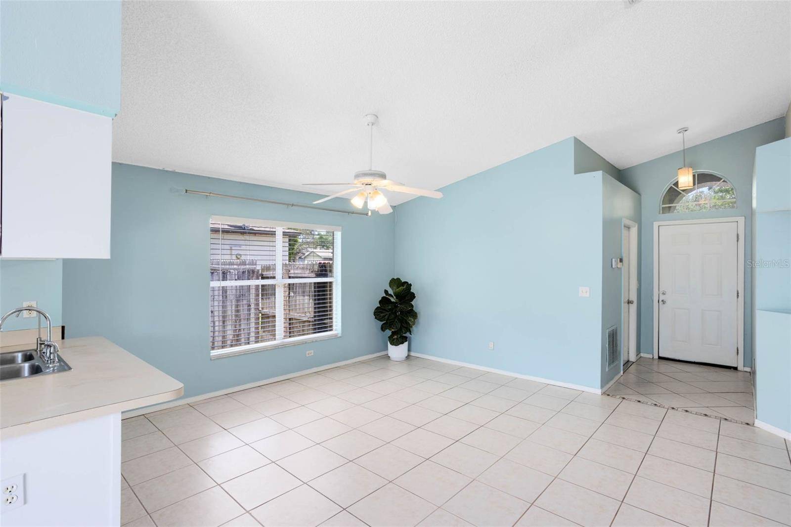 Apopka, FL 32703,1558 PALMSTONE DR