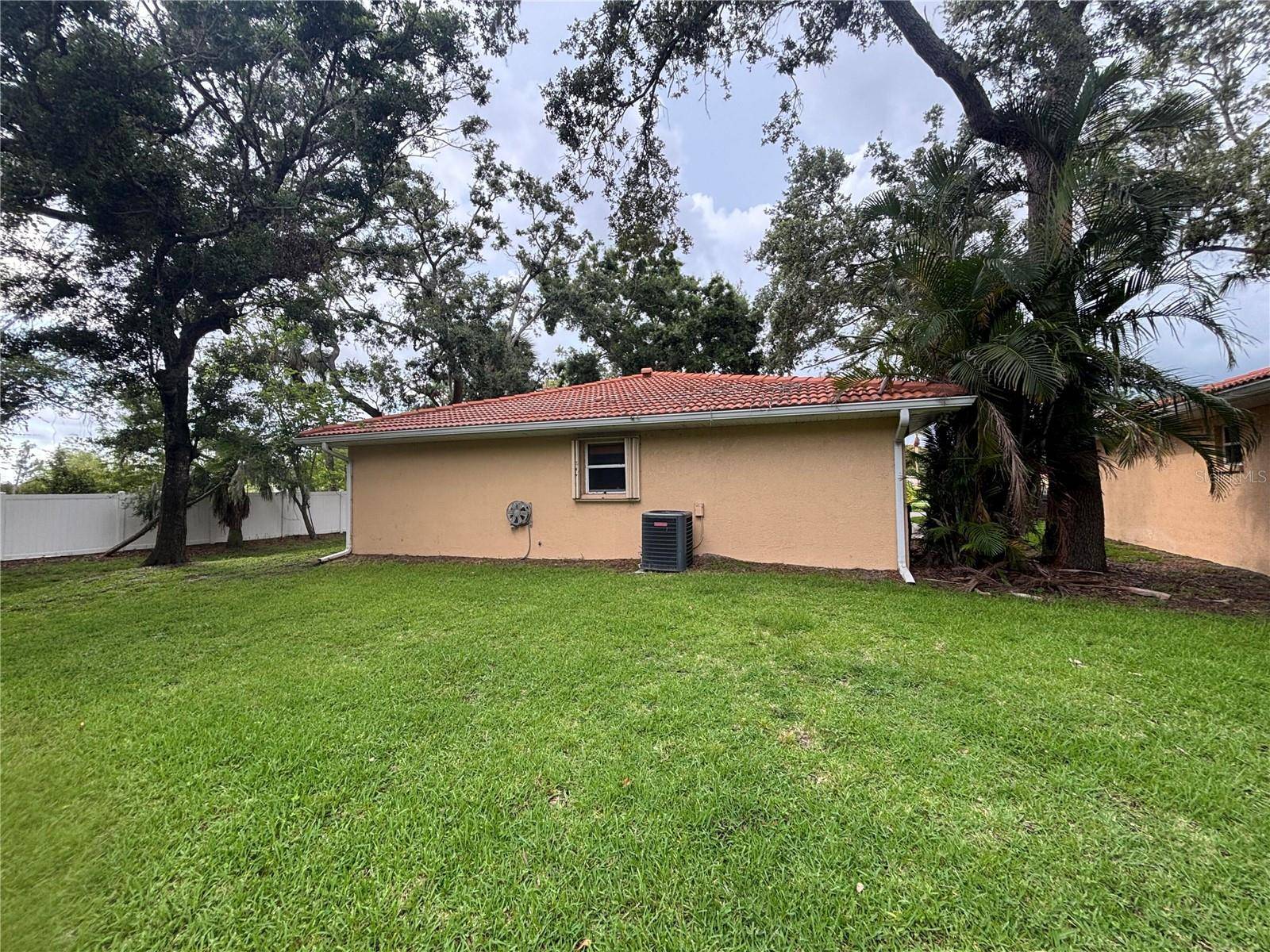Palmetto, FL 34221,131 49TH CT E