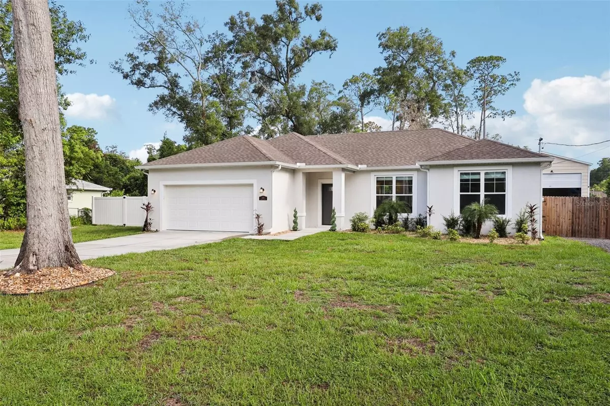 Lake Helen, FL 32744,430 BAKER AVE