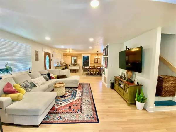Lake Mary, FL 32746,353 PINE TREE RD