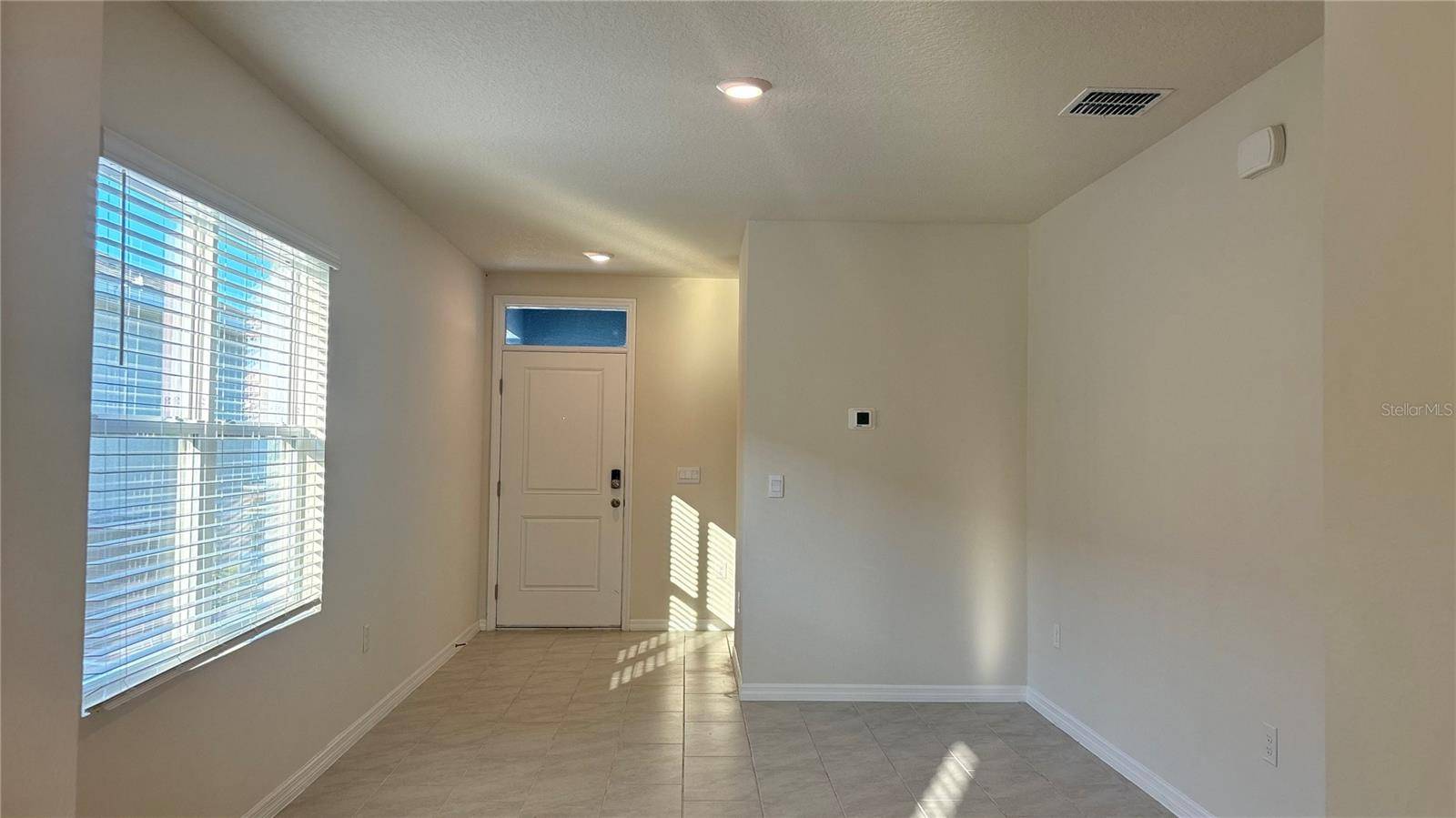 Poinciana, FL 34759,2948 WATERLILY WAY