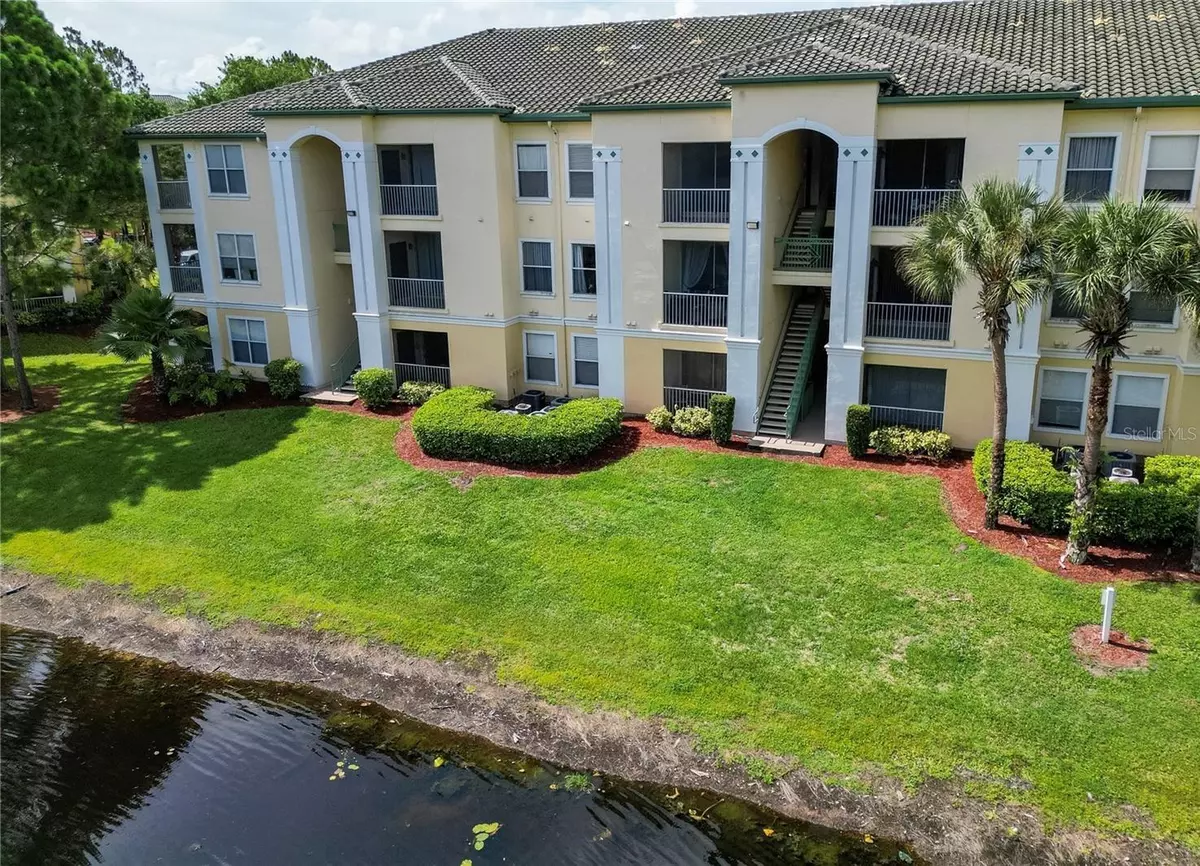 Kissimmee, FL 34747,8913 LEGACY CT #111