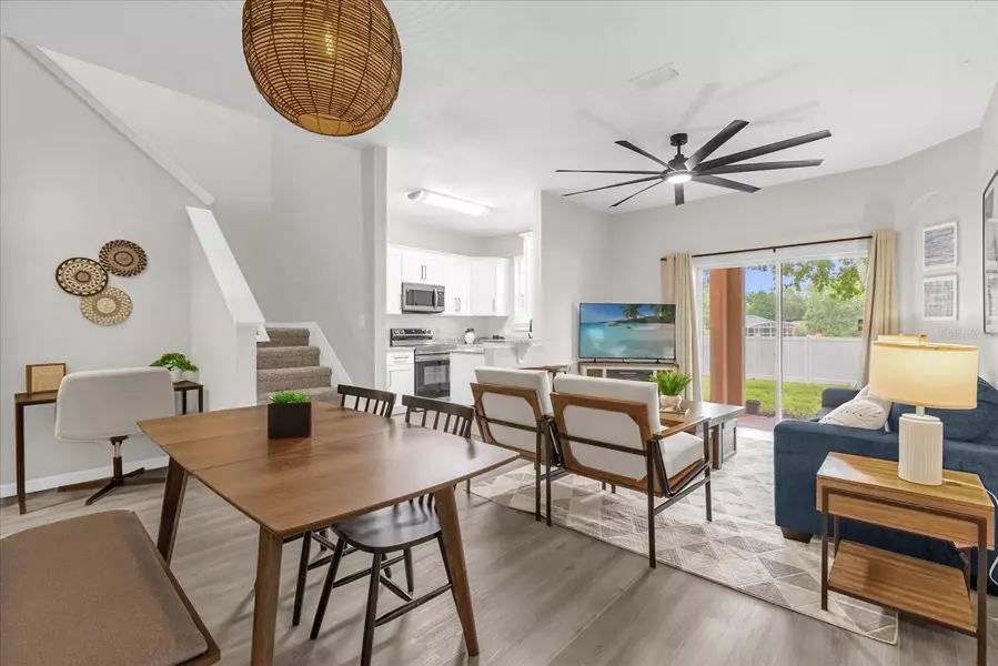 2020 CALABRIA AVE, Davenport, FL 33897