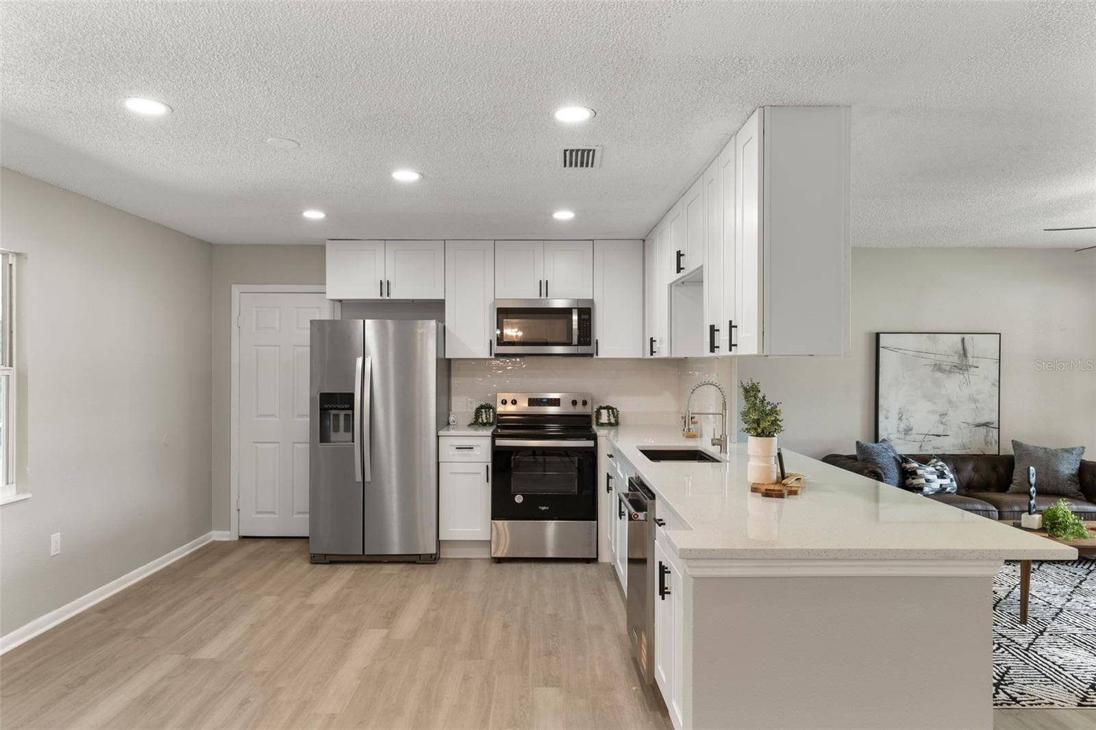 Lakeland, FL 33811,5126 IDLEWOOD LN